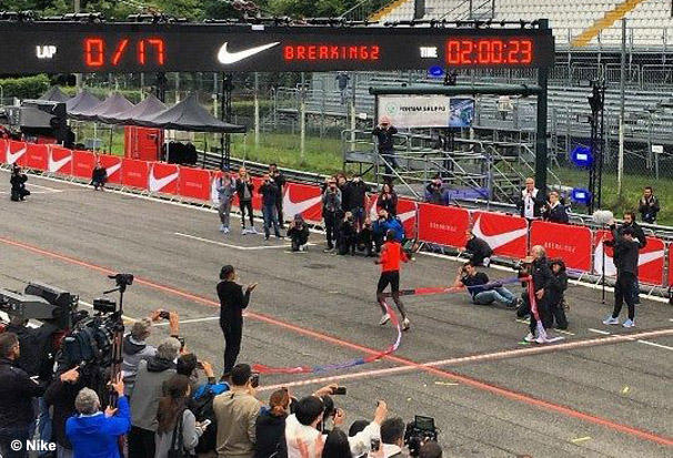Kipchoge misses breaking 2 hours by 26 seconds Slowtwitch News
