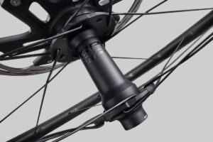 Z_MY26_Studio_250326_CK_hub tight 4