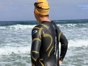 Sumarpo Victory three-quarter rear view heading into the surf at La Jolla Shores, San Diego