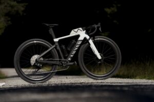 2026 ACT Grail CF SLX Di2 Hero Images 4503 ALL (9) A6cccb