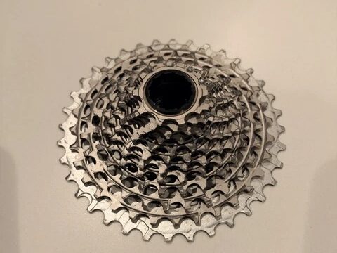 296961